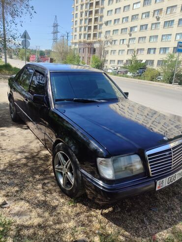Mercedes-Benz: Mercedes-Benz E-Class: 1995 г., 3.2 л, Автомат, Бензин, Седан