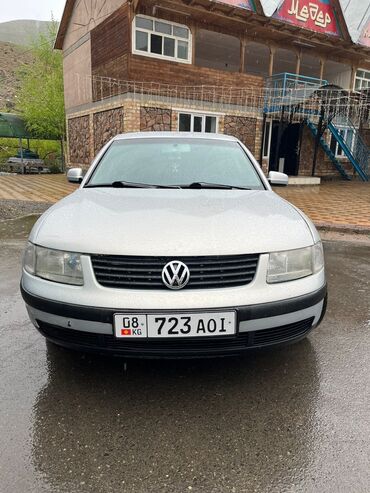 фольксваген: Volkswagen Passat CC: 2000 г., 1.8 л, Механика, Бензин, Седан
