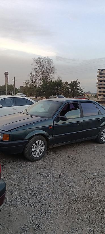 Транспорт: Volkswagen Passat: 1993 г., 1.8 л, Механика, Бензин, Седан — 2