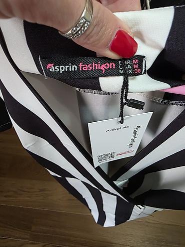 zara dzemper type 0: Crno-bela prugasta haljina – Asprin Fashion - Brend: Asprin Fashion - — 2