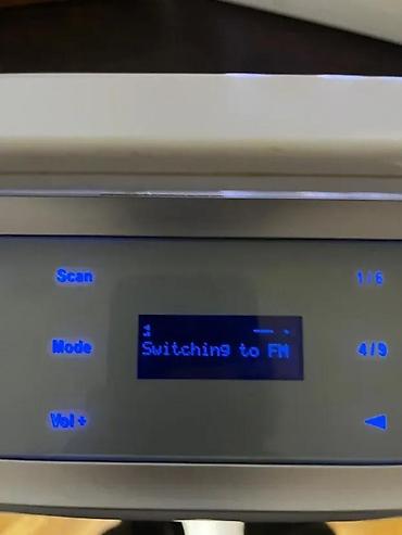 Pojačala i prijemnici: Bush prenosni radio (DAB/FM) - Kompaktan retro dizajn u beloj boji sa — 10