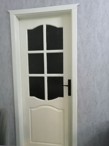 Bunker qapıları: Qonaq otağı üçün İşlənmiş Otaq qapısı Zamok ilə, Zəmanətsiz, Ödənişli quraşdırma, Ünvandan götürmə