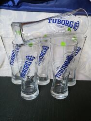 Čaše: Case nove za pivo Tuborg. Nove vintaz case,komada 6 u ceni — 6