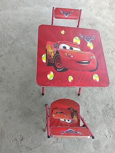 usaq oturacaq: Uşaq masa‑stul dəsti – “Cars” temalı - Dəst: 1 ədəd kvadrat masa + 2 — 2