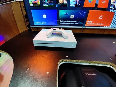 Masaüstü kompüterlər və iş stansiyaları: GAMİNG SET 1 ƏDƏD XBOX ONE X 1 ƏDƏD XBOX ONE S 2 ƏDƏD XBOX PULTU 2 — 5