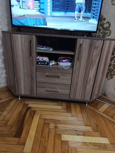 TV altlığı: Yeni, Künc Tv altlığı, Polkalı, Taxtalı, Azərbaycan