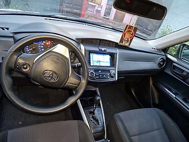 Toyota: Toyota Corolla Fielder Hybrid (ağ rəng, universal kuzov) BUTUN — 11