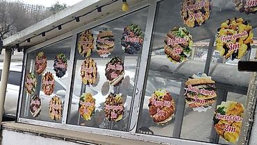 İcarəyə restoran və kafelər: Abyekt yeni Günəşli qəsəbəsi Qartal heykəlinin arxasinda yerləşir — 3