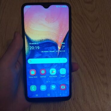 samaung a10: Samsung Galaxy A10, 32 GB, rəng - Göy, İki sim kartlı