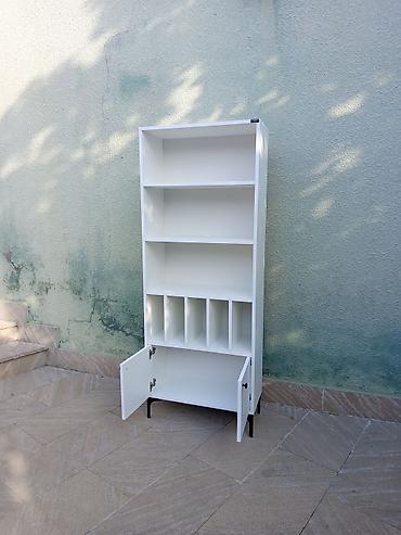plastik skaflar: Ağ rəngdə çoxfunksiyalı kitablıq/raf sistemi - Dizayn: Minimalist — 2