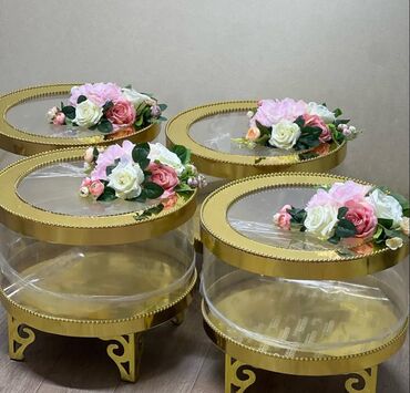 цветы оптом розы: Севет сдаю аренду !!! Набор из четырех круглых подарочных коробок