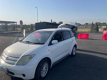 windom 2001: Toyota Ist: 2003 г., 1.3 л, Автомат, Бензин, Хэтчбэк — 4
