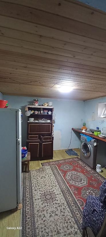 ev: 3 otaqlı, 100 kv. m, Orta təmir — 10