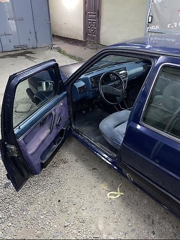 гольф 2 кузов: Volkswagen Golf: 1988 г., 1.8 л, Механика, Бензин, Хэтчбэк — 9