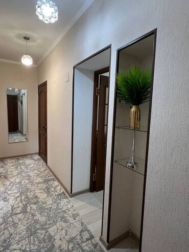 однокомнатная квартира продается: 3 комнаты, 70 м², Индивидуалка, 1 этаж, Дизайнерский ремонт