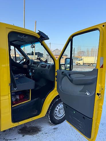 Эвакуаторы: Эвакуатор, Mercedes-Benz, 2005 г., Ломаная at lalafo.kg — 27 Эвакуаторы: Эвакуатор, Mercedes-Benz, 2005 г., Ломаная — 27