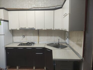 Mətbəx mebeli: İstifadə edilmiş lakin yaxşı vəziyyətdə olan metbex mebeli satılır