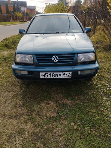 коврик на панель авто: Volkswagen Jetta: 1993 г., 2 л, Механика, Бензин, Седан