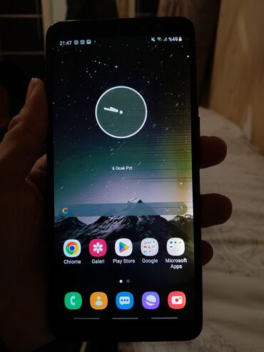 işlənmiş samsung telefonları: Samsung Galaxy A8 Plus 2018, 32 GB, rəng - Qara, Sensor, Barmaq izi, Simsiz şarj