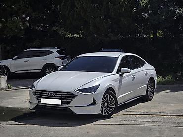 Hyundai Sonata: 2022 г., 2 л, Автомат, Гибрид, Седан