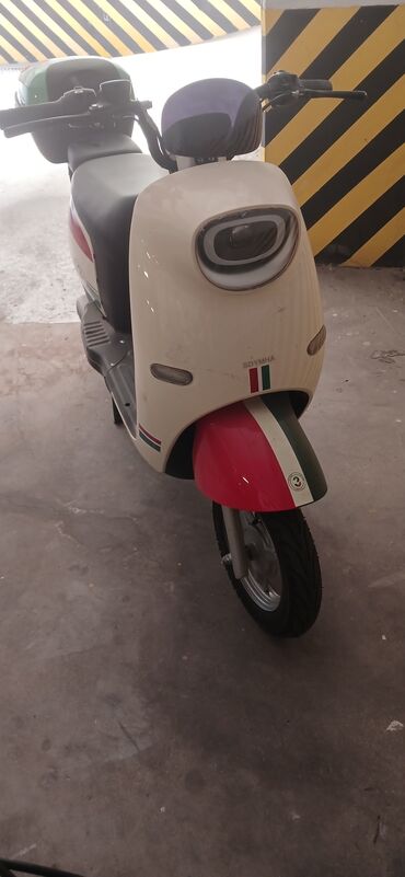 купить электросамокат в баку: Yeni Elektrik samokat 10", 251 - 350 Vt, 16 - 25 km/s, Ünvandan götürmə