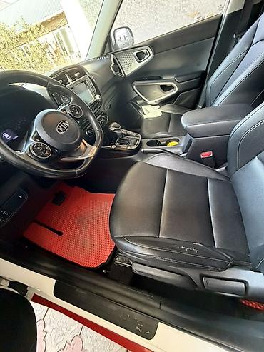 хечбек: Kia Soul: 2019 г., 1.6 л, Бензин, Хэтчбэк — 5