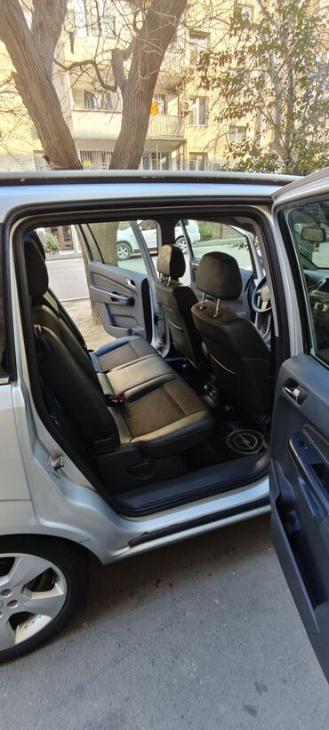 Opel: Maşın öz maşınımdır. Alıverci deyiləm. Maşın öz sınıfinin ən full — 8