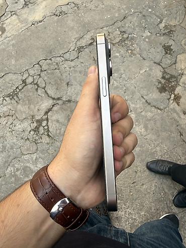 iphone e: IPhone 15 Pro Max, 256 GB, Natural Titanium, Simsiz şarj, Face ID — 5