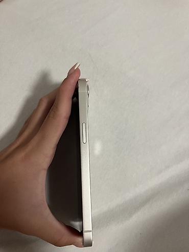 Apple iPhone: Iphone 13 128gb -kao nov Telefon je u odličnom stanjuvidljivi blagi na lalafo.rs — 4 Apple iPhone: Iphone 13 128gb -kao nov Telefon je u odličnom stanjuvidljivi blagi — 4