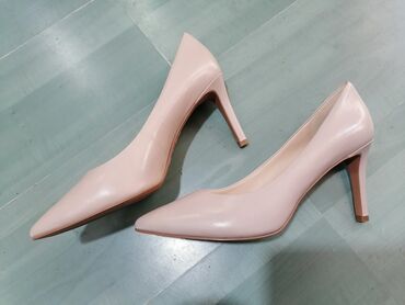 crna kosulja za svadbu: Salonke, Nine West