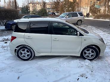Toyota: Toyota Ist: 2002 г., 1.5 л, Автомат, Бензин, Хэтчбэк — 5