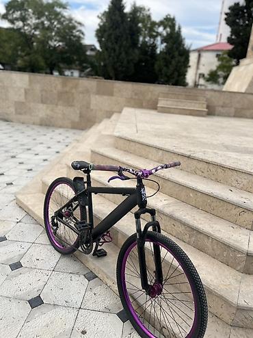cube race 318: Velosiped ramasi qara rengdedi qiymeti 205azndir arxa7 qabag 3 lu dur — 4