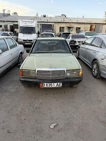 190 w201: Mercedes-Benz 190: 1985 г., Седан — 2