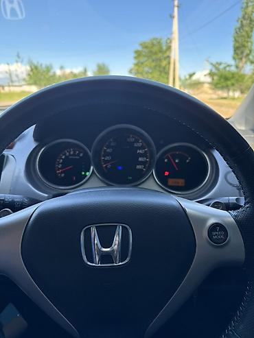 Honda: Honda Fit: 2003 г. — 5