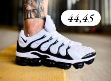 Patike: Adidas, 39.5, bоја - Šareno — 2
