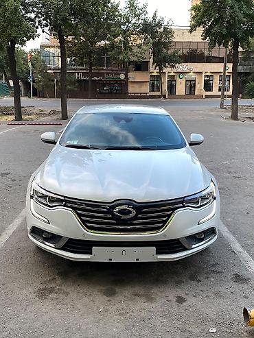 Renault: Renault Centennial: 2019 г., 2 л, Автомат, Бензин, Седан — 24