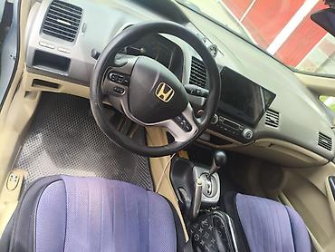 civik: Honda Civic: 2006 г., 1.3 л, Вариатор, Гибрид, Седан — 4