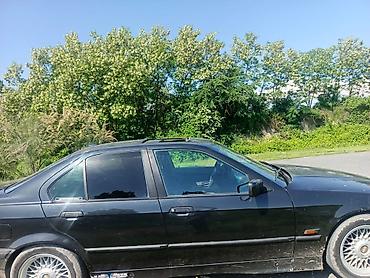 mercedes s class 220: BMW 3 Seriyası E36 sedan, qara rəng - Kuzov: 4 qapılı sedan — 4