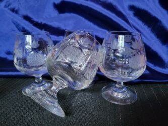 Čaše: Case kristal Zajecar za zestoko pice iz 70ih. Case kristal Zajecar za na lalafo.rs — 3 Čaše: Case kristal Zajecar za zestoko pice iz 70ih. Case kristal Zajecar za — 3