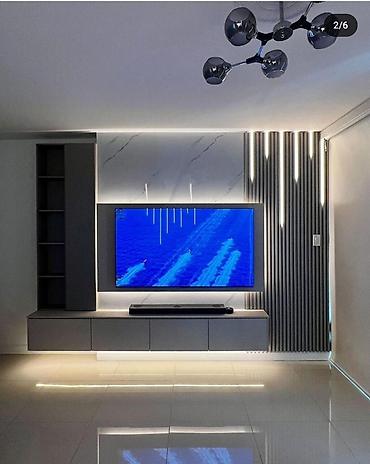 televizor dekoru alcipan: Müasir TV divar paneli və media konsolu dizaynı - Dizayn: Minimal və — 1