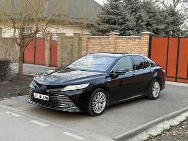 Toyota: Toyota Camry: 2019 г., 2.5 л, Вариатор, Гибрид, Седан — 2