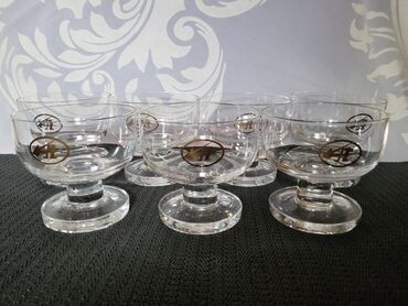 Činije: Case za poslastice duvano kristalno staklo 1960g+. Case za na lalafo.rs — 8 Činije: Case za poslastice duvano kristalno staklo 1960g+. Case za — 8