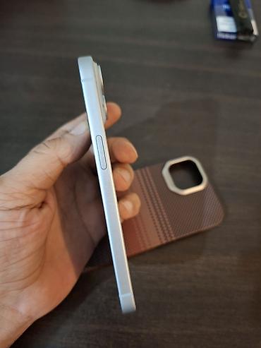 samavar satisi: IPhone 15, Ağ, Face ID — 5
