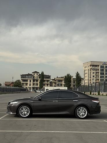 сиденя голф 3: Toyota Camry: 2018 г., 2.5 л, Автомат, Гибрид, Седан — 3