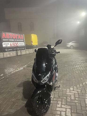 Скутеры: Макси-скутер 150 куб. см, Б/у — 13