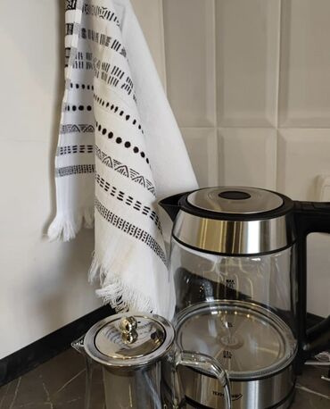 Посуточная аренда квартир: 1 комната, Душевая кабина, Постельное белье, Кондиционер — 8