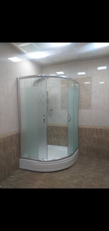 Duş kabinaları, arakəsmələr: Yeni Üstü açıq kabina, Künc üçün, Pulsuz çatdırılma — 5