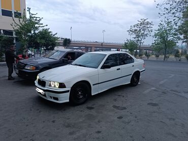 bmv f 30: BMW 3 series: 1.8 l | 1991 il Sedan