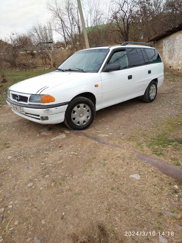 masin satisi gence: Opel Astra: 1.7 l | 1998 il | 50000 km Universal