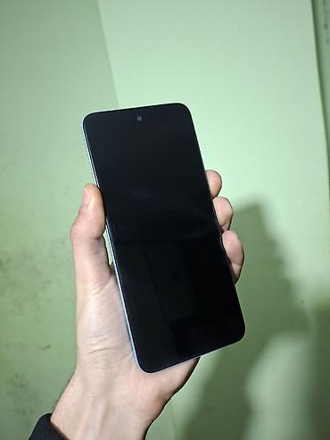 Redmi: Məhsul: Redmi smartfon - Rəng: Açıq mavi - Korpus: Düz (flat) kənarlı — 7